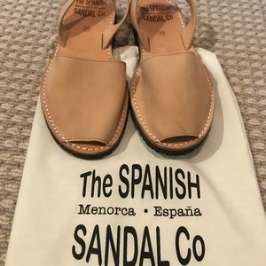 NWT he Spanish Sandal Co sandals
